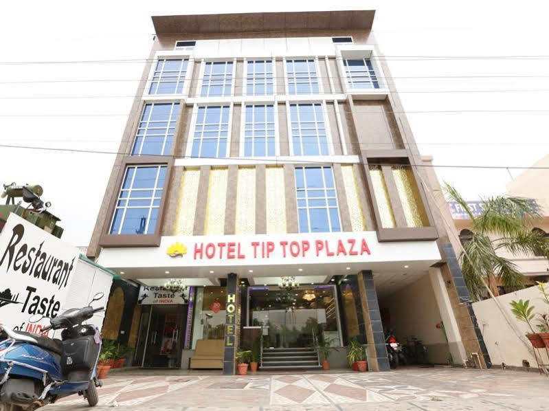 Tip Top Plaza Ξενοδοχείο Τζαϊπούρ Εξωτερικό φωτογραφία